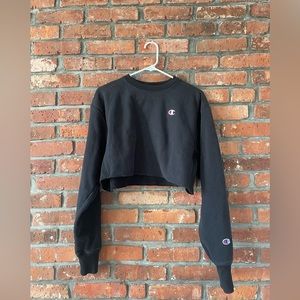 Champion black cropped sweatshirt